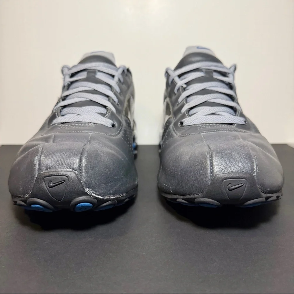Mens Vintage NIKE Shox Deliver Gray Leather Athletic Shoes / Size 13